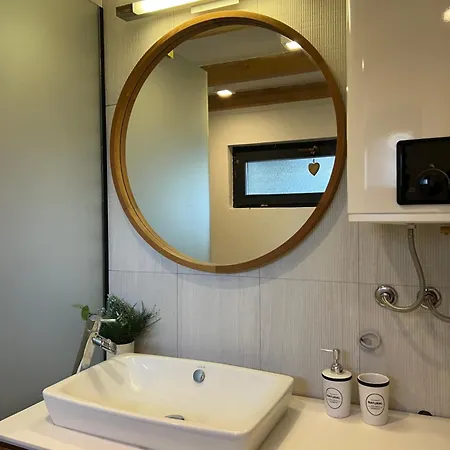 Vikend Kuca Millina بيت للعطل