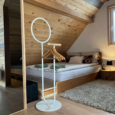 Vikend Kuca Millina Casa de Férias *