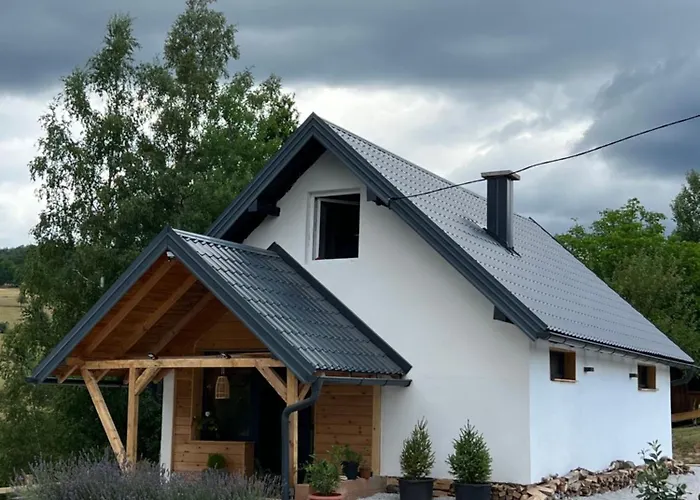 Vikend Kuca Millina * Sumbulovac