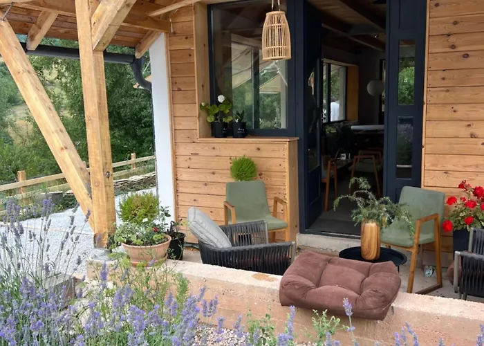 Holiday home Vikend Kuca Millina *